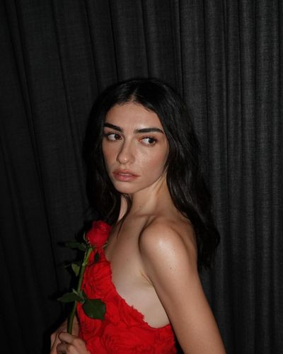 Hazar Erguclu seksi ifşa fotoğrafı 156