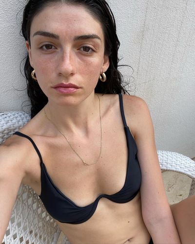 Hazar Erguclu seksi ifşa fotoğrafı 203