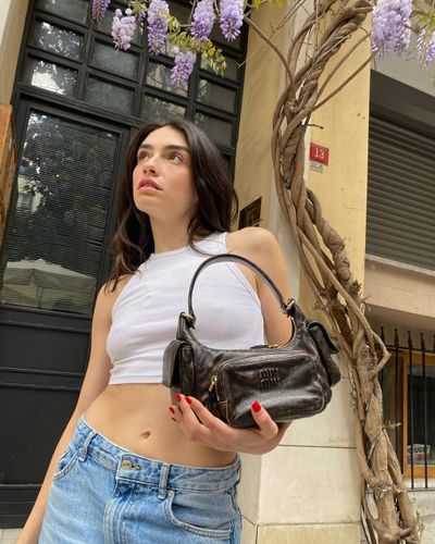 Hazar Erguclu seksi ifşa fotoğrafı 205