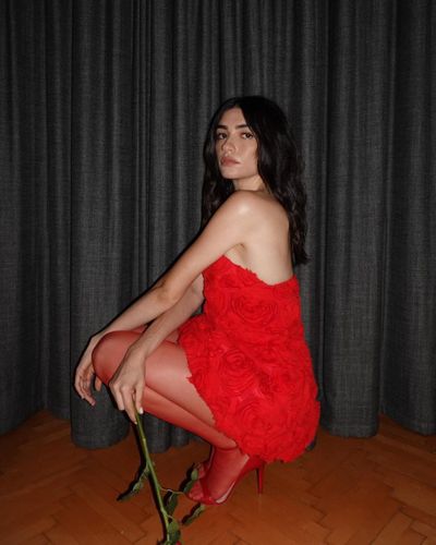 Hazar Erguclu seksi ifşa fotoğrafı 210