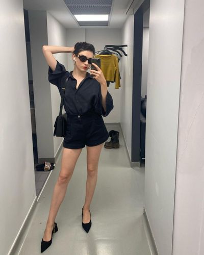 Hazar Erguclu seksi ifşa fotoğrafı 214