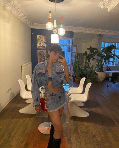 Hazar Erguclu seksi ifşa fotoğrafı 261