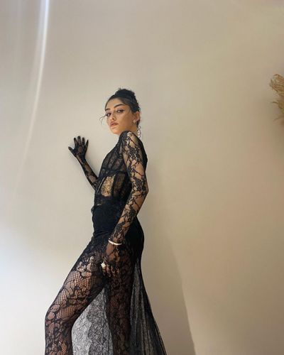 Hazar Erguclu seksi ifşa fotoğrafı 265
