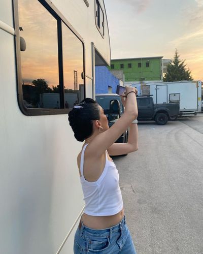 Hazar Erguclu seksi ifşa fotoğrafı 271