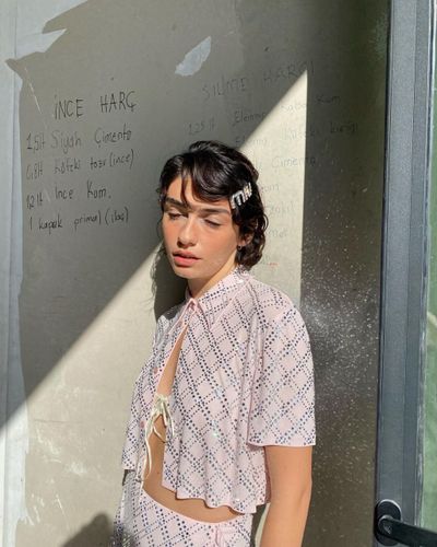 Hazar Erguclu seksi ifşa fotoğrafı 309