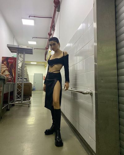 Hazar Erguclu seksi ifşa fotoğrafı 313