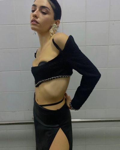 Hazar Erguclu seksi ifşa fotoğrafı 328