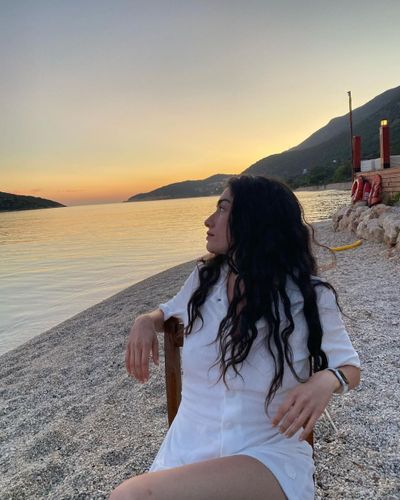 Hazar Erguclu seksi ifşa fotoğrafı 358