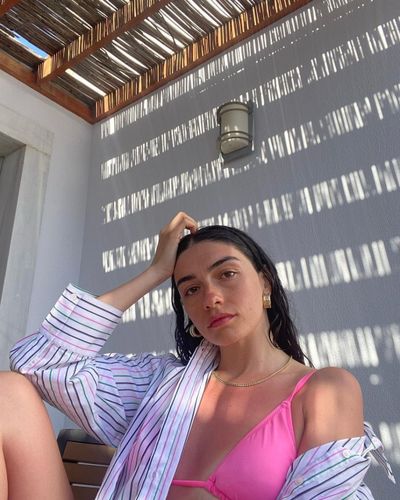 Hazar Erguclu seksi ifşa fotoğrafı 362