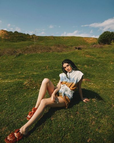 Hazar Erguclu seksi ifşa fotoğrafı 375