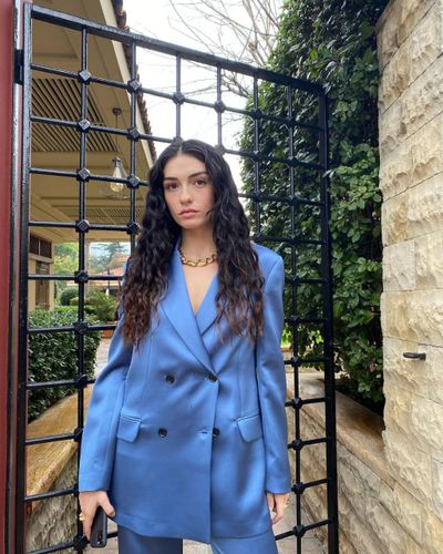 Hazar Erguclu seksi ifşa fotoğrafı 396