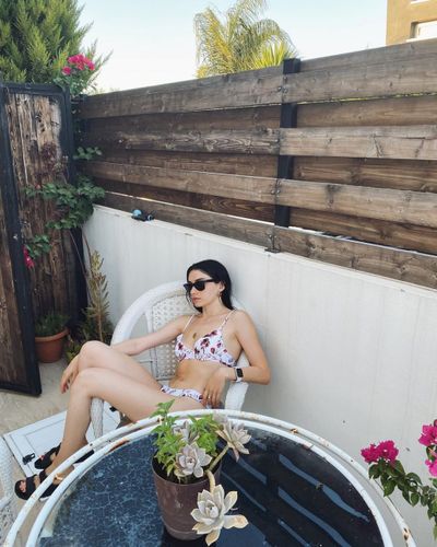 Hazar Erguclu seksi ifşa fotoğrafı 425