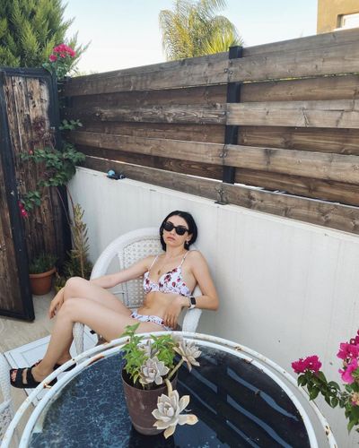 Hazar Erguclu seksi ifşa fotoğrafı 434
