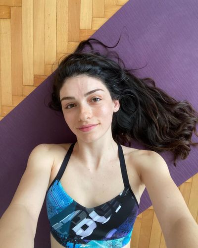 Hazar Erguclu seksi ifşa fotoğrafı 449
