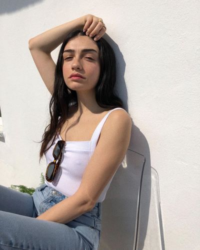 Hazar Erguclu seksi ifşa fotoğrafı 453