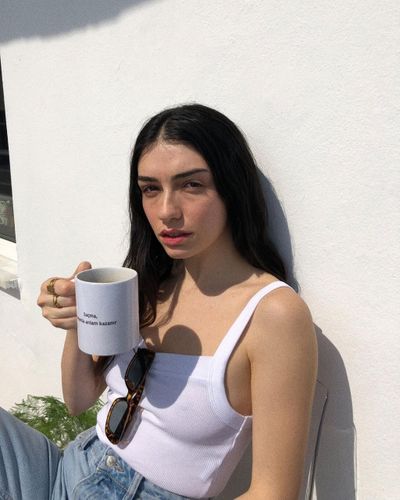 Hazar Erguclu seksi ifşa fotoğrafı 454