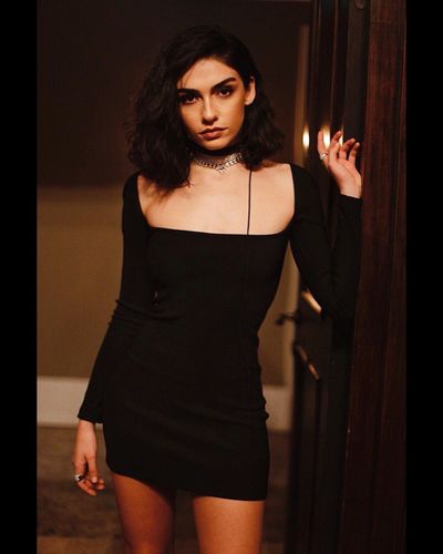 Hazar Erguclu seksi ifşa fotoğrafı 494