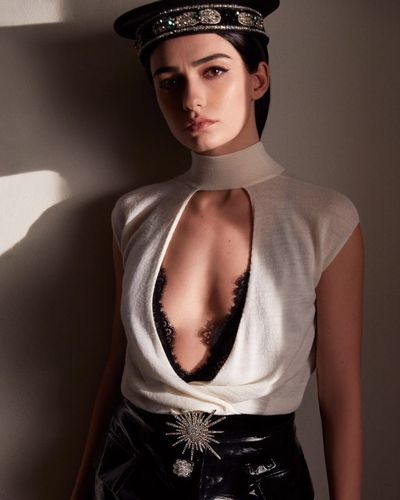 Hazar Erguclu seksi ifşa fotoğrafı 514