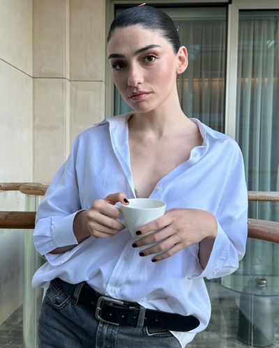 Hazar Erguclu seksi ifşa fotoğrafı 58
