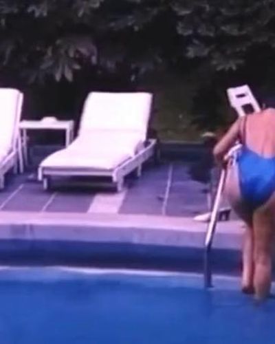 Hulya Avsar seksi ifşa fotoğrafı 23 — Fazilet (1990)