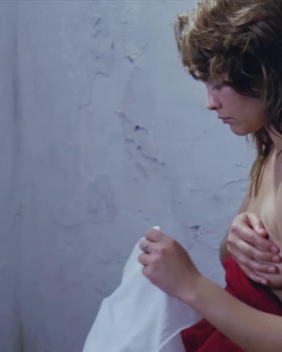 Hulya Avsar seksi ifşa fotoğrafı 29 — My Cinemas (1990)