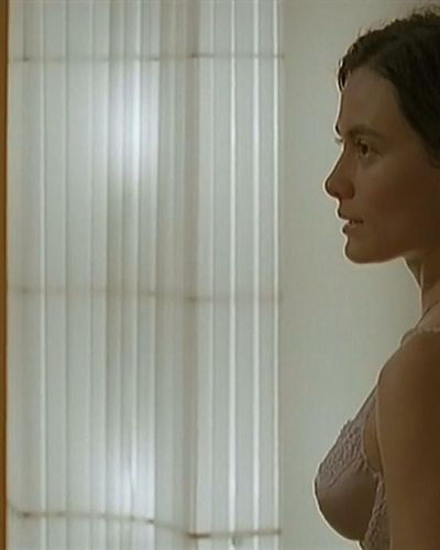 Idil Uner seksi ifşa fotoğrafı 64 — Saniyes Lust (2004)