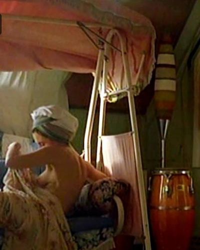 Idil Uner seksi ifşa fotoğrafı 79 — Saniyes Lust (2004)