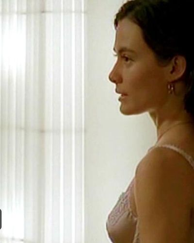 Idil Uner seksi ifşa fotoğrafı 80 — Saniyes Lust (2004)
