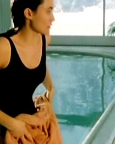 Idil Uner seksi ifşa fotoğrafı 98 — Spuren Im Eis - Eine Frau Sucht Die Wahrheit (2000)