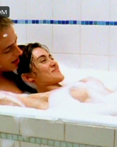 Idil Uner seksi ifşa fotoğrafı 94 — Verliebte Jungs (2001)
