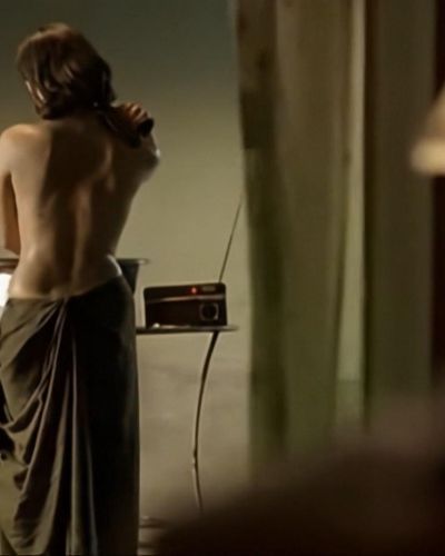 Idil Uner seksi ifşa fotoğrafı 27 — Verschleppt - Kein Weg Zuruck (2006)