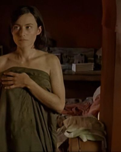 Idil Uner seksi ifşa fotoğrafı 31 — Verschleppt - Kein Weg Zuruck (2006)