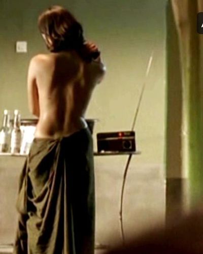 Idil Uner seksi ifşa fotoğrafı 32 — Verschleppt - Kein Weg Zuruck (2006)
