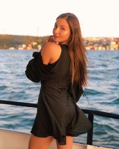 İlayda Akdoğan seksi ifşa fotoğrafı 411