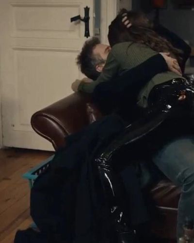 İlayda Akdoğan seksi ifşa fotoğrafı 47 — Masallardan Geriye Kalan (2020)