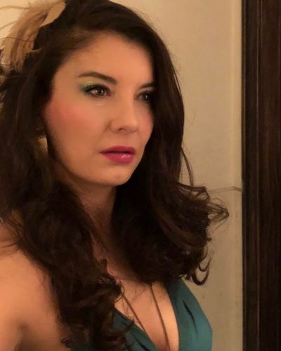 İrem Altuğ seksi ifşa fotoğrafı 29