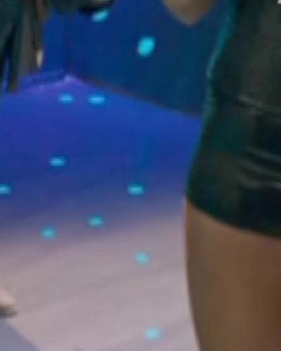 Ivana Sert seksi ifşa fotoğrafı 5 — Yapışık Kardeşler (2015)