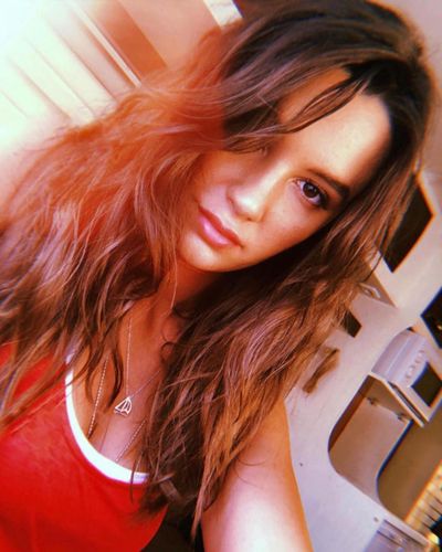 Leyla Lydia Tuğutlu seksi ifşa fotoğrafı 103