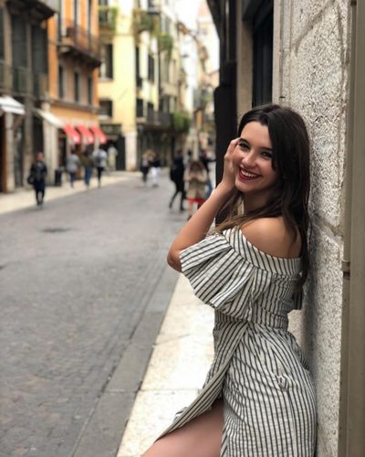 Leyla Lydia Tuğutlu seksi ifşa fotoğrafı 112