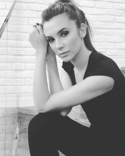 Leyla Lydia Tuğutlu seksi ifşa fotoğrafı 116