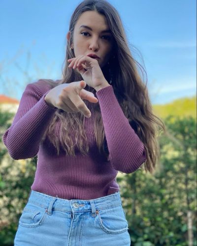 Leyla Lydia Tuğutlu seksi ifşa fotoğrafı 13