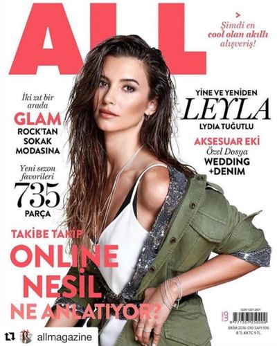Leyla Lydia Tuğutlu seksi ifşa fotoğrafı 142