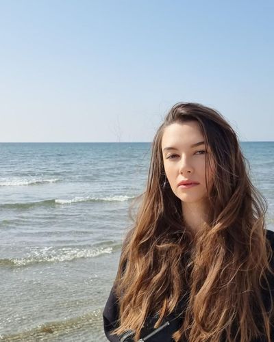 Leyla Lydia Tuğutlu seksi ifşa fotoğrafı 18