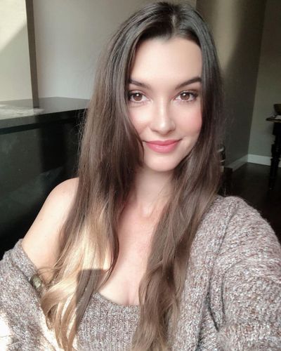 Leyla Lydia Tuğutlu seksi ifşa fotoğrafı 25