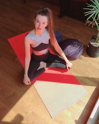 Leyla Lydia Tuğutlu seksi ifşa fotoğrafı 36