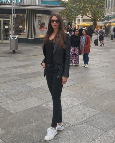 Leyla Lydia Tuğutlu seksi ifşa fotoğrafı 45