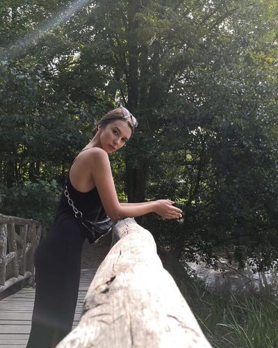 Leyla Lydia Tuğutlu seksi ifşa fotoğrafı 46