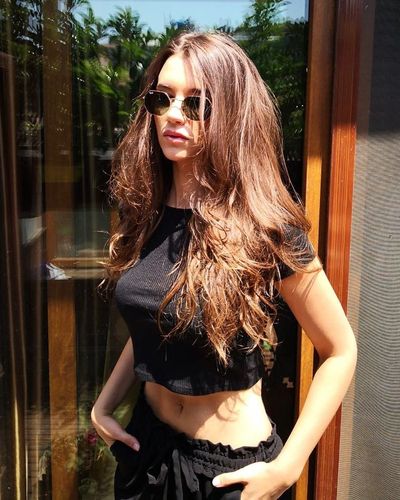 Leyla Lydia Tuğutlu seksi ifşa fotoğrafı 76