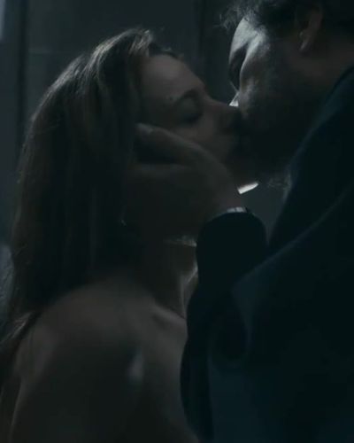 Leyla Tanlar seksi ifşa fotoğrafı 2 — Erken Kış (2025)