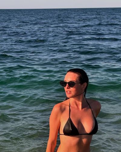 Melis Sezen seksi ifşa fotoğrafı 112